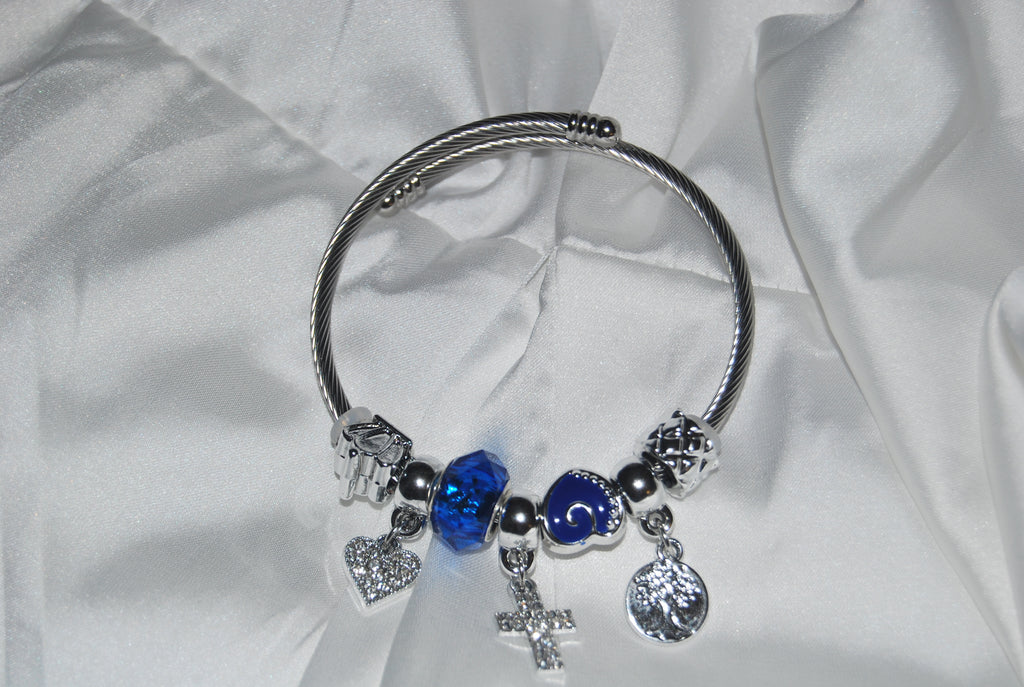 Pulseira de Berloques com Charms Coloridos