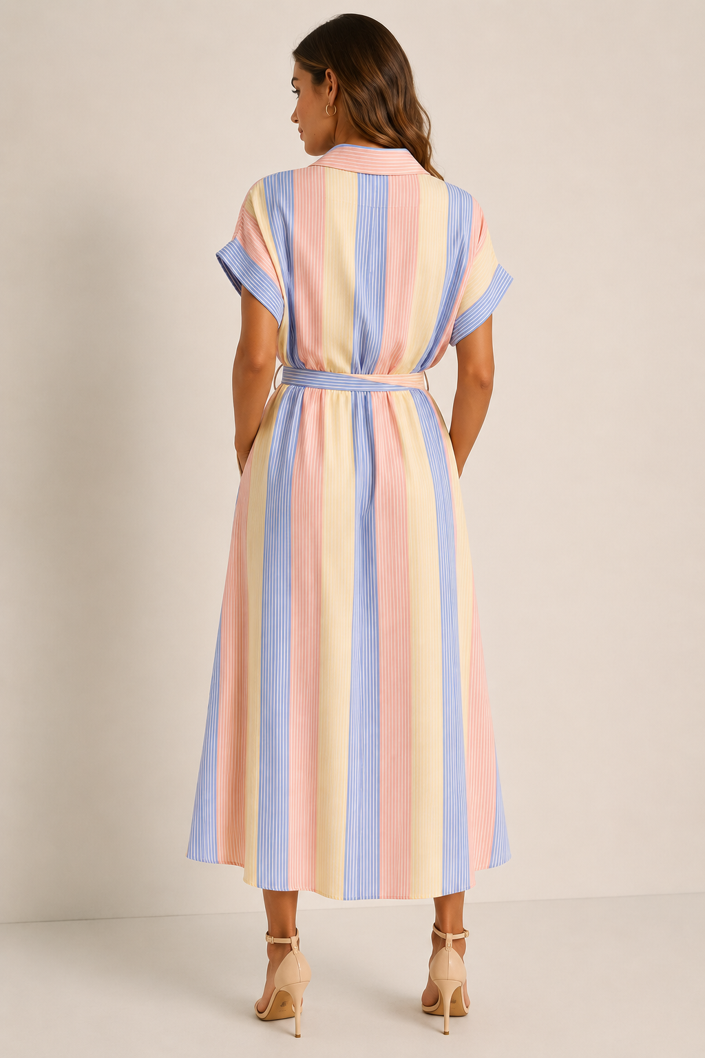 Vestido Camiseiro Longo às Riscas Pastel — silhueta e corte