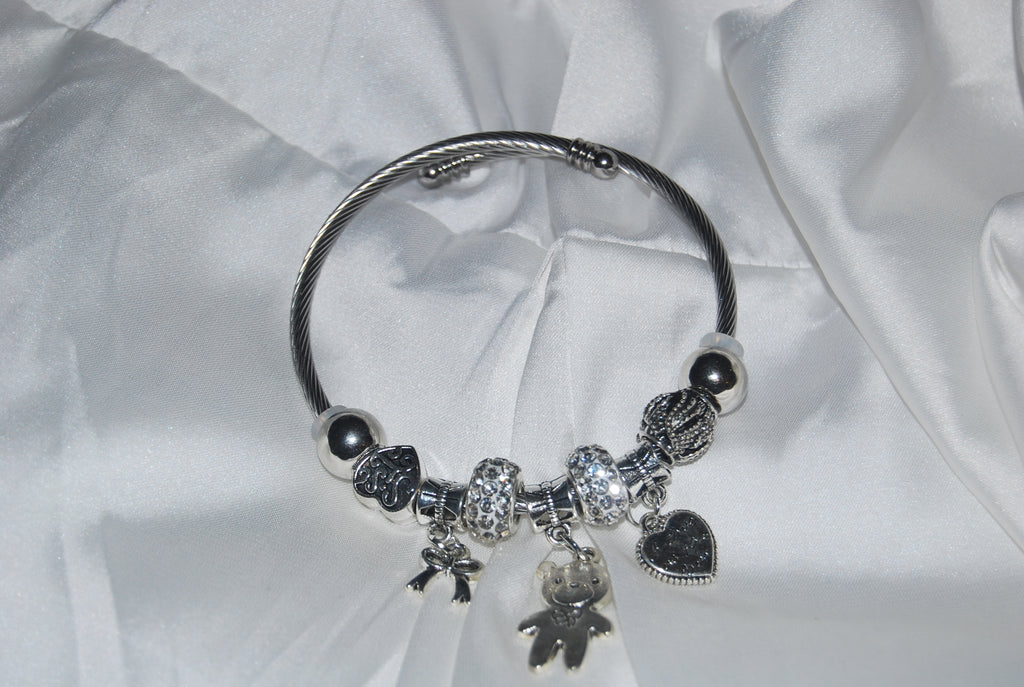Pulseira de Berloques com Charms Coloridos