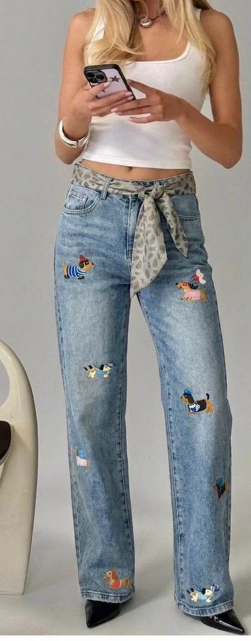 Calças Denim Vintage com Estampado de Cães - Baseventi