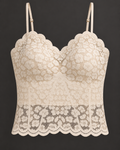 Top de renda bege Bisou's Project: frente com forro liso que desce abaixo das copas e renda transparente na parte inferior