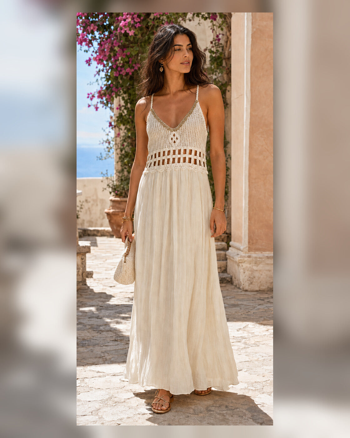 Vestido Longo Boho Chic Atenás com Corpo em Crochê e Brilho Dourado — editorial 4:5 — JUST ONE MORE